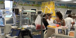 Rosy Fuentes visita el Hospital Bambino Gesu