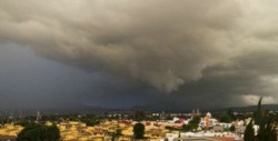 Onda tropical 11 provocará tormentas en gran parte de México