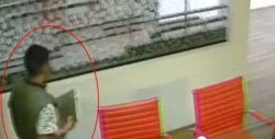 #VIDEO Niño roba en 35 segundos una laptop de una oficina