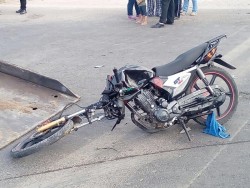 Muere una persona en accidente de motocicleta