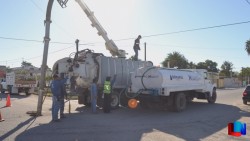 Dan mantenimiento al drenaje en Navojoa