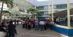 Trabajadores de Vialidad y Transportes detienen labores ante incumplimiento de pago de bono