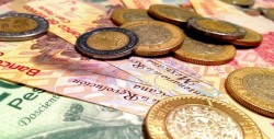 Peso mexicano se aprecia tras conocer objetivos de EU para el TLCAN