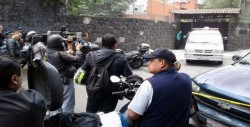 Muere niña tras ser atacada por perros pitbull