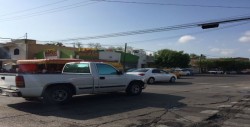 Otra vez no funcionan semáforos de Victoria y Juan José Ríos