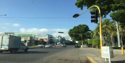 Tampoco funcionan los semáforos justo en Palacio de Gobierno