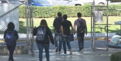 Beneficiarán becas de transporte a estudiantes