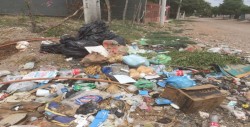 Se acumula basura en la Gustavo Díaz Ordaz