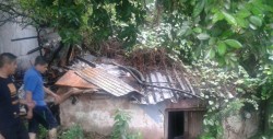 Con la lluvia se les cae el techo son auxiliados por la SSP Municipal.