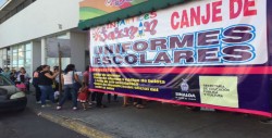 Sin contratiempos inicia la entrega de uniformes y útiles escolares: SEDECO