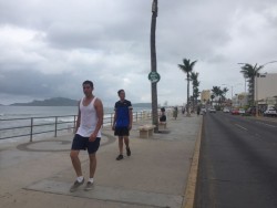 Aprovechan día nublado, en el malecón