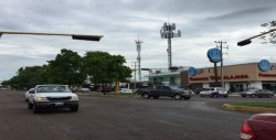 Semáforos en preventivo por Heroico Colegio Militar esquina con Revolución