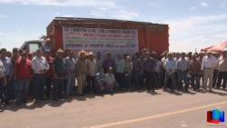 Exigen Transportistas pagos de fletes en San Ignacio Río Muerto