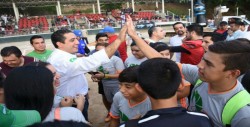 Alcalde Jesús Valdez inaugura Festival Deportivo