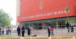 Enfrentamiento deja un herido, en la Universidad de Oaxaca