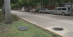 Alcantarilla sin tapadera en el malecón Niños Héroes