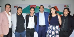 Entregan  El Premio Municipal de la Juventud 2017