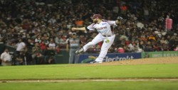 Tomateros anuncia a dos refuerzos extranjeros