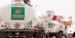 Investigan en Pemex a 48 por "ordeña"