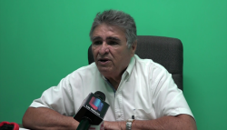 Detiene Vialidad unidad de taxi CROC