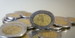 Peso mexicano presionado ante la tercera ronda del TLCAN