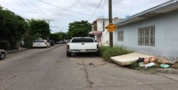 Basura y colchón en la Río Yaqui y Guanajuato