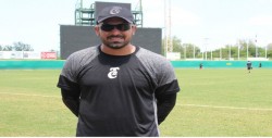 Mauricio Lara reportó hoy a Tomateros