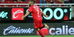Lobos BUAP derrota 2-1 a Chivas