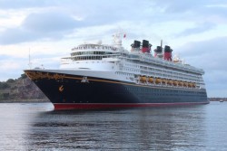 Llega crucero "Disney Wonder" a Mazatlán