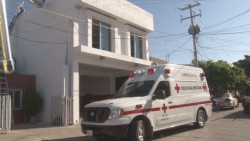 Muere persona electrocutada mientras pintaba fachada de una construcción
