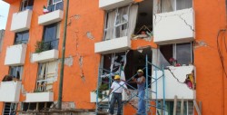 Jóvenes organizan donación de muebles para afectados por sismo