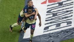 América se queda con el clásico derrota 2-1 a Chivas