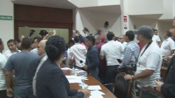 Justifica Secretario General del Congreso cierre de puertas y accesos