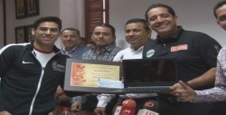 Entrega Alcalde Premio Municipal del Deporte