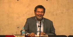 Élmer Mendoza al "Premio Sinaloa de las artes 2017"