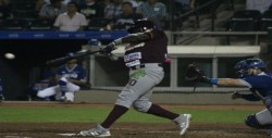 Tomateros gana el primero a Yaquis 3-2
