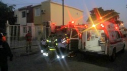 Se incendia casa en privada de Bugambilias