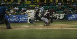Cañeros derrota en 14 entradas a Tomateros 5-4