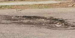 Se requieren trabajos de reencarpetado en el Fraccionamiento Providencia