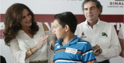 Entrega DIF Sinaloa 760 auxiliares auditivos