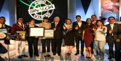 Universitarios se hacen presentes en Premio Estatal del Deporte