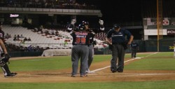Naranjeros gana el primero a Tomateros