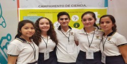 Jóvenes pretenden fomentar en sus compañeros una cultura financiera