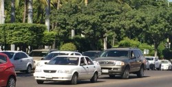 Sigue en análisis reducir propuesta de costo del refrendo vehicular