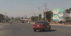 Urgen reductores de velocidad por la carretera a Sanalona