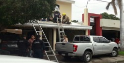 Se cae al poner las extensiones navideñas