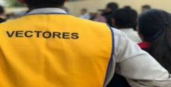 Reclaman aguinaldo trabajadores de vectores