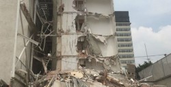 Detienen a DRO de edificio, afectado por el sismo