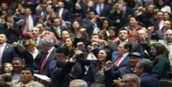 Aprueban consulta popular sobre Mando Único