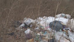 Denuncian tiradero de basura entre Valle Alto y Villas del Río